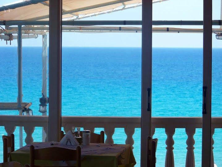 Clear Horizon Aparthotel Amoudi Exterior photo