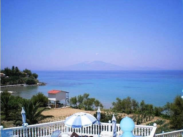 Clear Horizon Aparthotel Amoudi Exterior photo